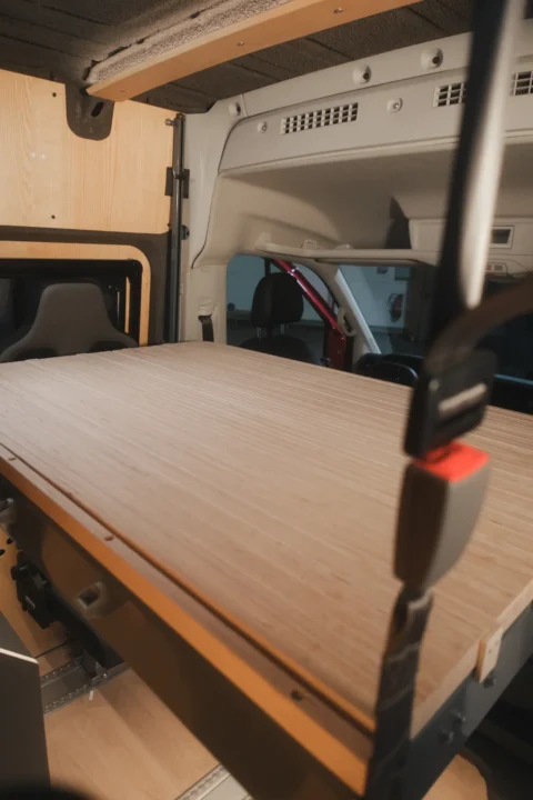 Bettkonstruktion des Hub-Slide-Betts im MAN-Trailer Ausbau